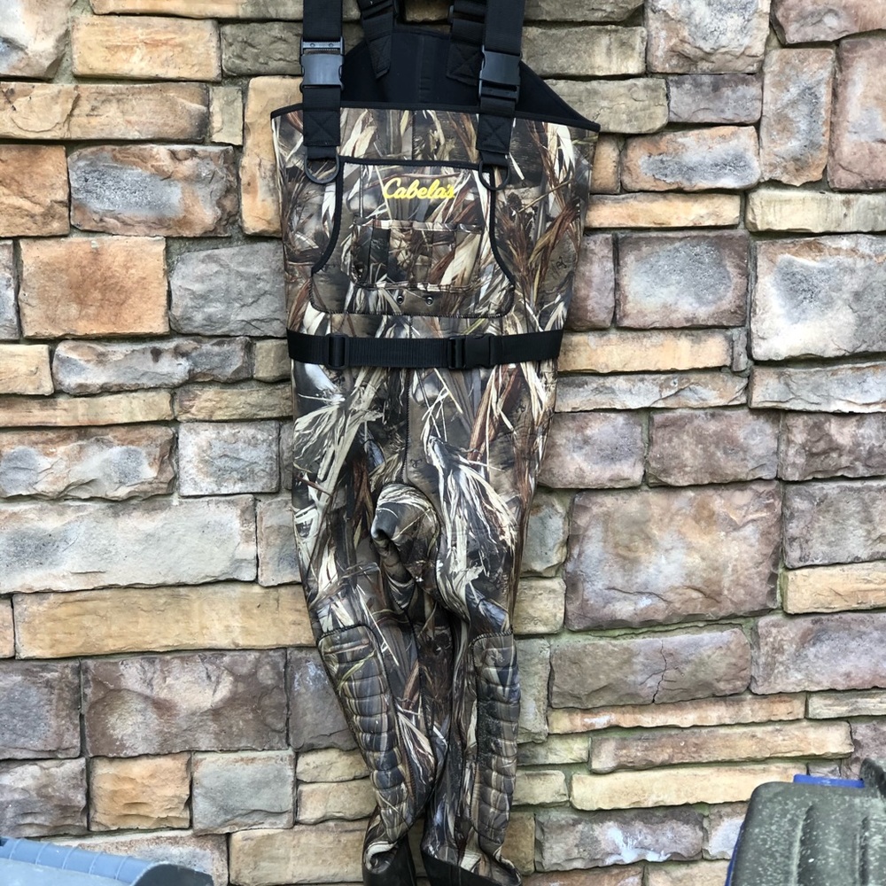 Cabela’s men’s classic 3.5 mm chest hunting waders
